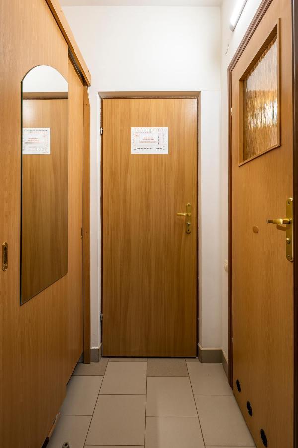 Hotel Galaktika Vynnyky Exterior photo